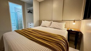 Apartamento | Roupas de cama premium, cortinas blackout, ferros/tábuas de passar roupa