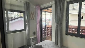 Superior Double Room Single Use, Balcony, City View | Free WiFi