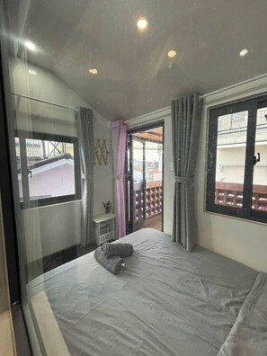 Superior Double Room Single Use, Balcony, City View | Free WiFi