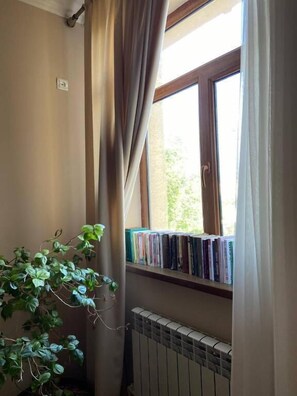 Interior - Yurta Guest House (Nukus)