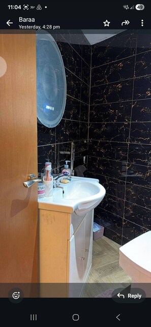 Apartment, 1 Bedroom | Bathroom - Stylish Flat one Bedroom (Liverpool)