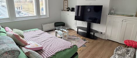 3 bedrooms, free WiFi