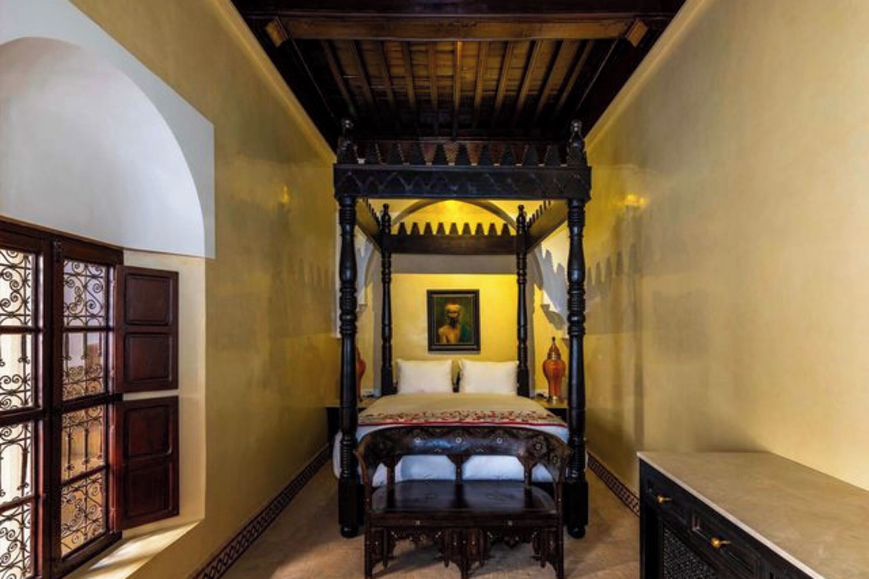 Premier Room | Egyptian cotton sheets, premium bedding, in-room safe