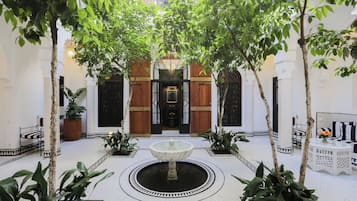 Casa presidencial, 6 habitaciones | Sábanas de algodón egipcio, ropa de cama de alta calidad y edredón