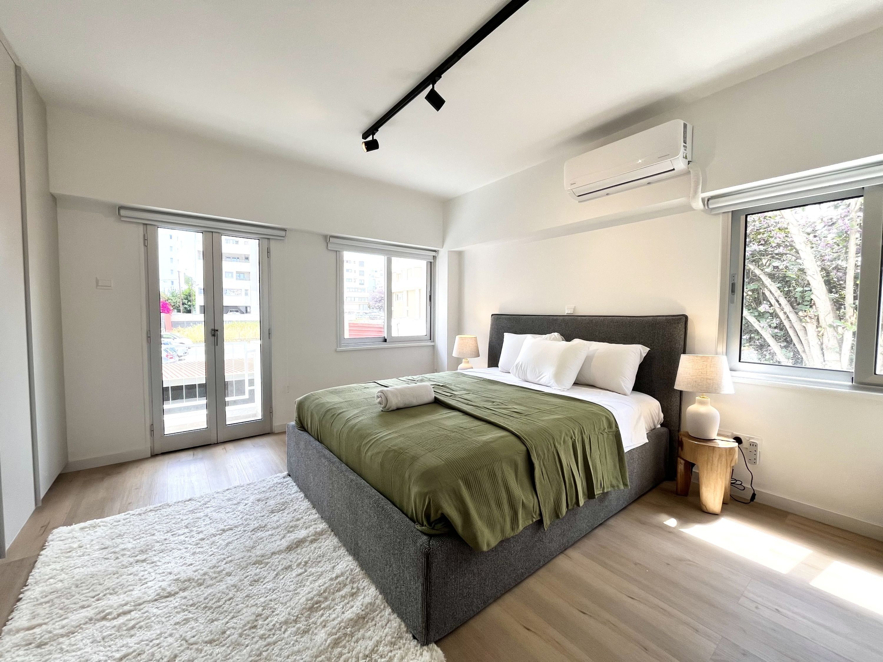 2 bedrooms