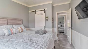3 chambres, lit parapluie, Wi-Fi, draps fournis