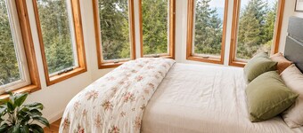 Beautiful View, Pet Friendly, Rural, Luna Blanca Lookout