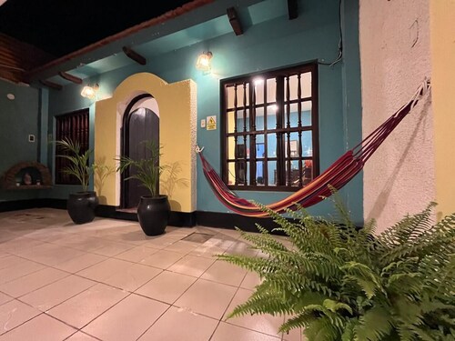 Perfect Place w/ 6-bedroom Hostel in Huanchaco for a relaxing stay