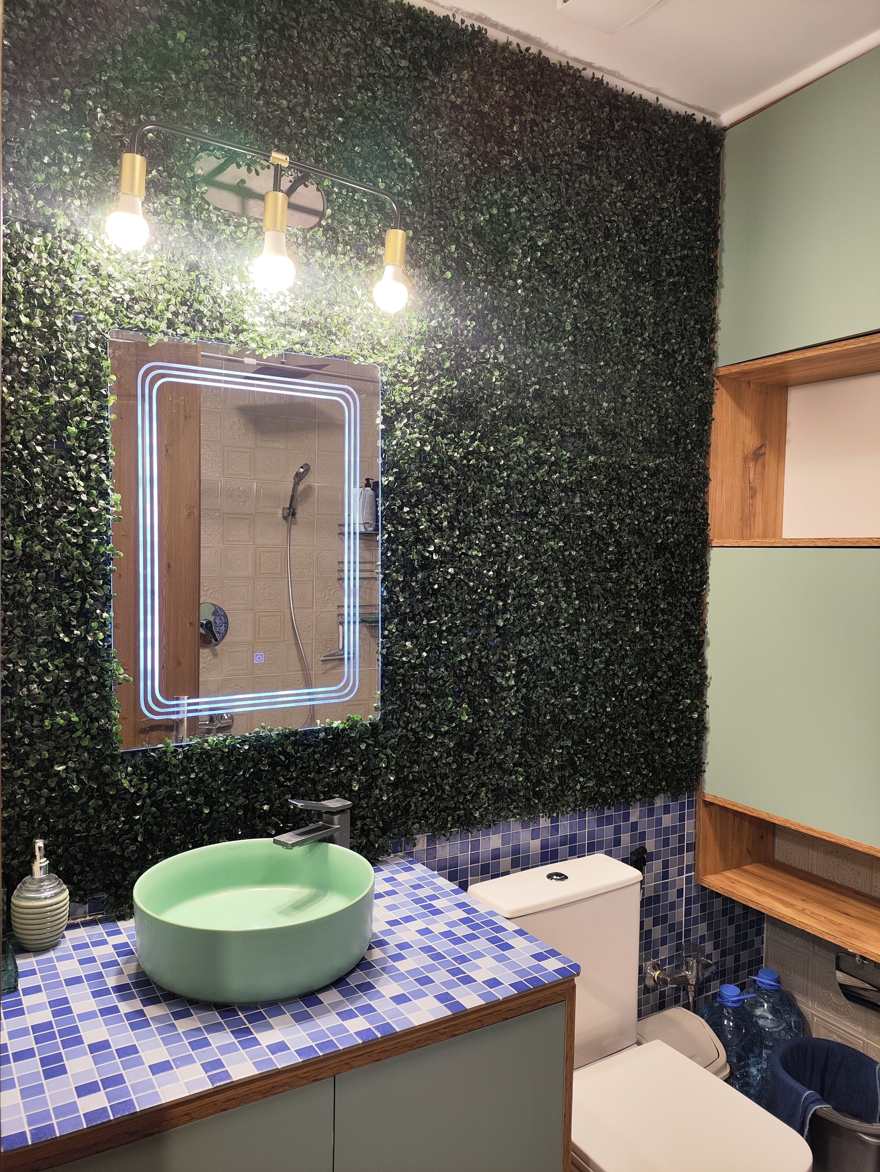Hair dryer, bidet, towels, soap