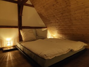 Bügeleisen/Bügelbrett, kostenloses WLAN, Bettwäsche
