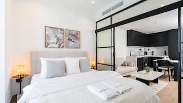 Deluxe Apartment, 2 Bedrooms, Kitchen, Beach View | Egyptian cotton sheets, premium bedding, down duvets, in-room safe