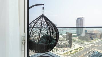 Luxury Apartment, 1 Bedroom, Kitchen, Sea View | Interior