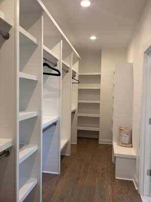 Interior - Game Room Luxury Home @ Battery Chef Kitchen Deck (Marietta)