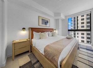1 habitación, tabla de planchar con plancha, cuna de viaje y wifi 