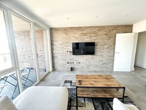 Interior - Broadway Market & London Fields | Modern 2BR (Greater London)
