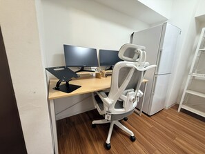 Interior - Shinjuku Group Stay with Fast Wi-Fi and Workspace (新宿区市谷薬王寺町)