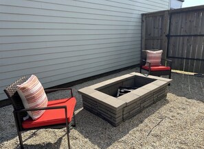 Terrace/patio - LSU BOUND! We are minutes from everything! (Baton Rouge)