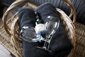 經典雙人房, 城市景觀 | 浴室設施 | 浴缸、吹風機、毛巾、肥皂