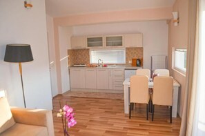 Luxury Penthouse, Garden View | Living area - La Hacienda (Ulcinj)