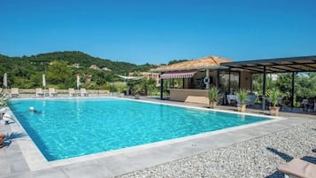 Seasonal outdoor pool