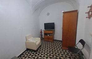 Loft, 2 habitaciones, para fumadores, patio | Sala de estar