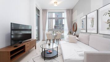 Superior Apartment, 1 Bedroom, Marina View | Living area | Smart TV, Netflix, Hulu, streaming services