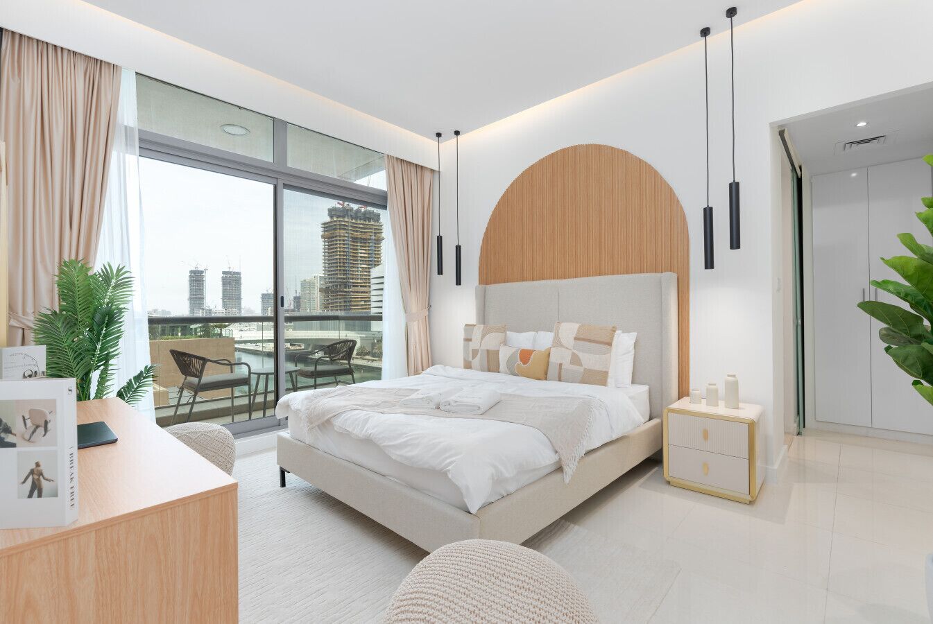 Apartemen Keluarga, 2 kamar tidur, pemandangan kanal | Seprai katun Mesir, seprai premium, selimut bulu angsa, dan brankas