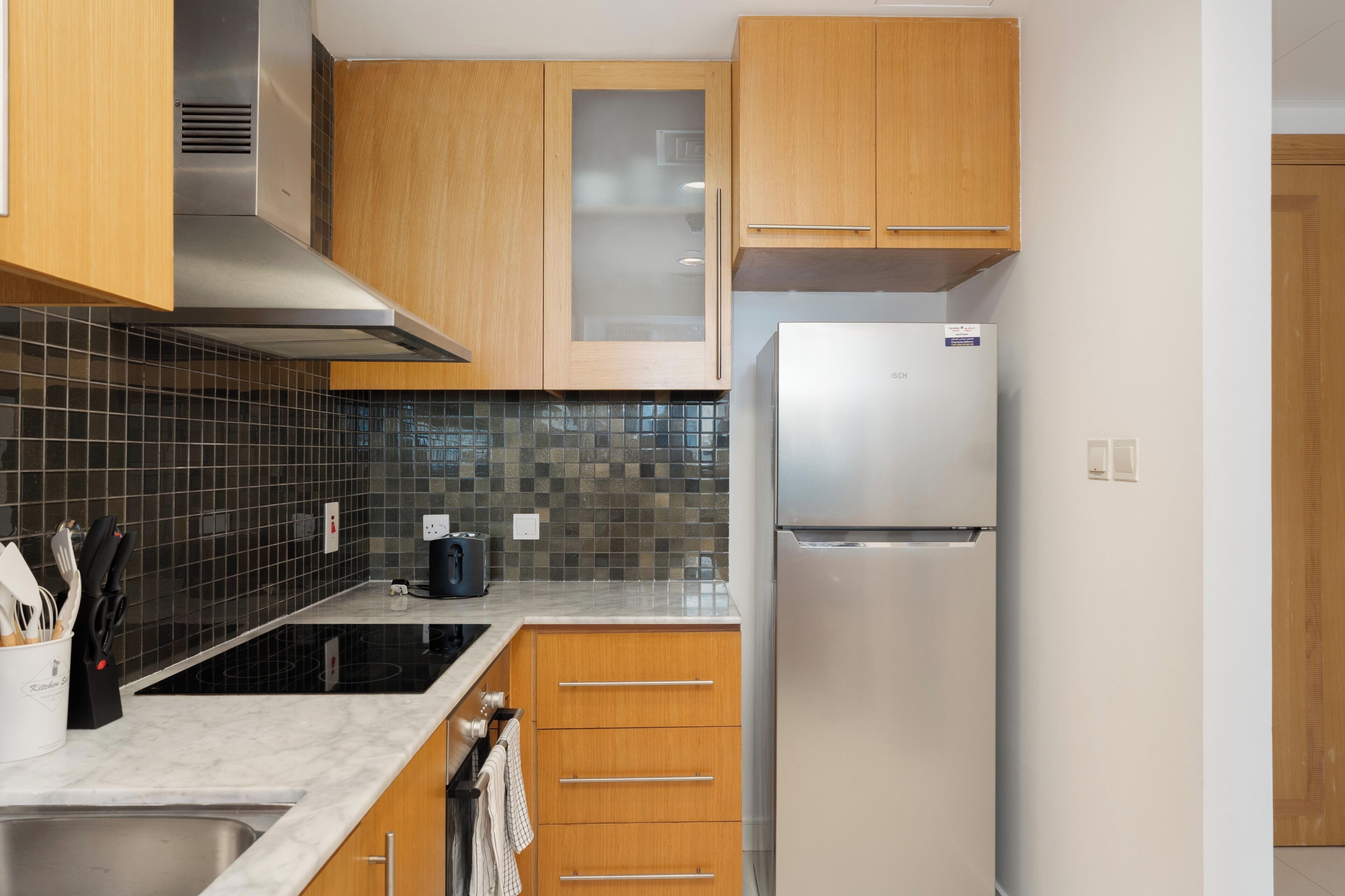 Superior Apartment, 1 Bedroom, Marina View | Private kitchen | Full-size fridge, oven, stovetop, cookware/dishes/utensils