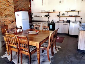 Casa, 2 habitaciones, alberca privada | Interior