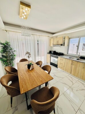 Dining - Private swimming pool in punta cana, electricity included (Punta Cana)