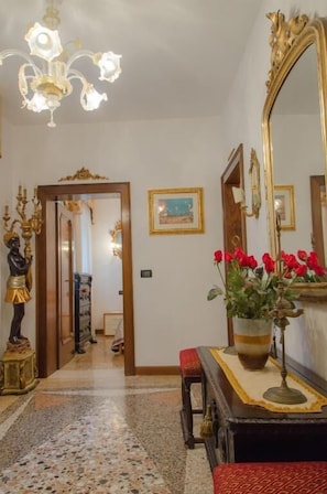Interior - Ca Pierre (Venice)