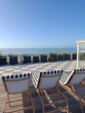Terrace/patio - SUPERB T4 SEAFRONT WITH ROOFTOP IN ST JEAN DE MONTS (Saint-Jean-de-Monts)