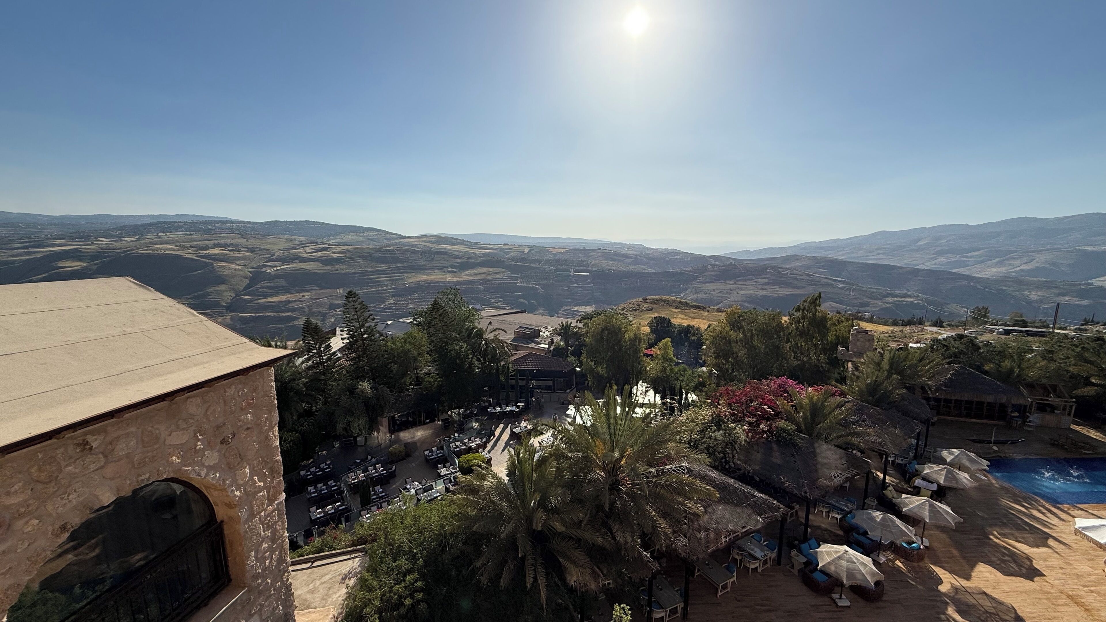Suite Elite, vistas a la montaña | Jardines del alojamiento
