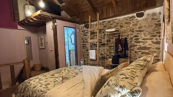 1 habitación y ropa de cama