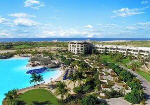 Exterior -  Lagoon Suite at Diamante - World-Class Golf Resort - Sleeps 4 (Cabo San Lucas)