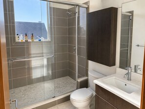 Hårtørrer, håndklæder, Sæbe, Shampoo