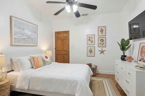 2 habitaciones, tabla de planchar con plancha, internet y ropa de cama 