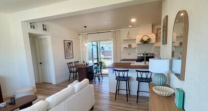 Cozy Florida Home 2-bed / 1 bad with AC in charming Port Charlotte