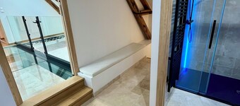 Renovated barn loft for 15 people with reception room for 80 people and large SPA
