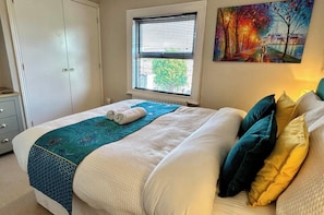 2 habitaciones, tabla de planchar con plancha y wifi gratis 