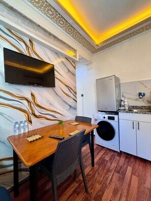 Dining - Modern & Cozy Studio | Fully Equipped (Anza)