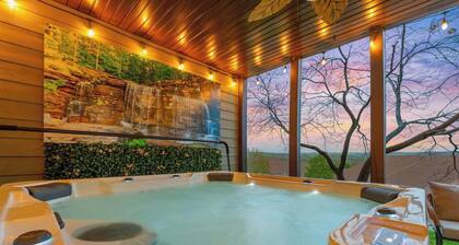 Beautiful remodel, Game Room, Hot Tub, Pools, GOLF
