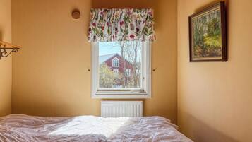 3 chambres, fer et planche Ă repasser, Wi-Fi, draps fournis