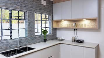 Villa, 3 Bedrooms, Private Pool | Interior