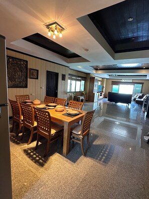 Dining - 180 sqm, 3 bedroom condo with amazing oceanfront view! (Na Chom Thian)