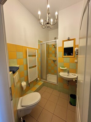 Douche, papier toilette