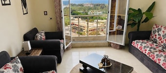 Stylish Luxury Sea View Apartment in Alexandria