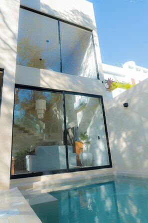 Pool - 3 minutes to the beach
Superb 4-bedroom, Luxury Villa, Stay Near Tulum Beach (Tulum)