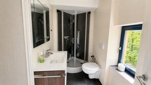 Shower, soap, toilet paper - Putbus water tower - exceptional accommodation on Rügen (Putbus)