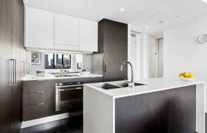 Apartment, 1 Bedroom, Accessible, City View | Interior - Chic, Spacious Apartment in Iconic Art Deco Building, Potts Point (Sydney)